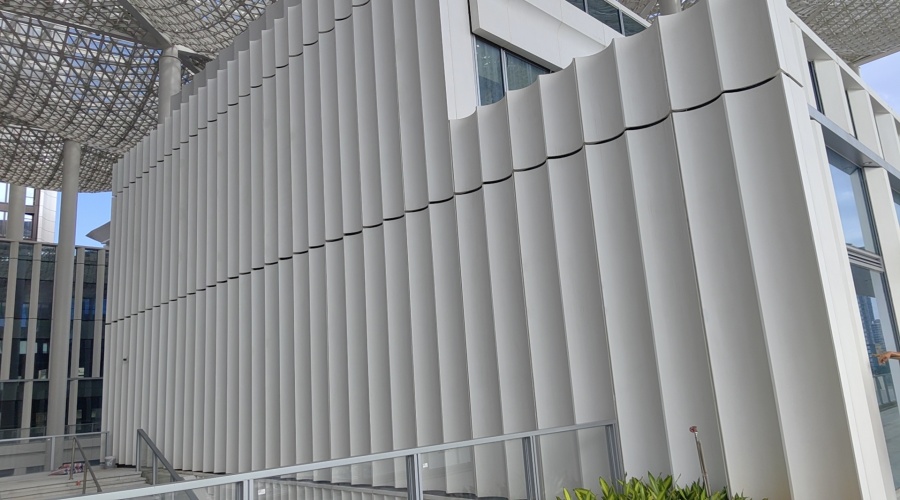 珠海九州灣大型UHPC外墻掛板項目 珠海九州灣大型UHPC外墻掛板項目