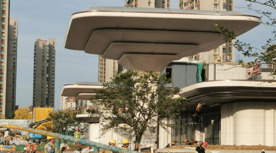 合肥華蓋售樓部UHPC柱子造型安裝落地